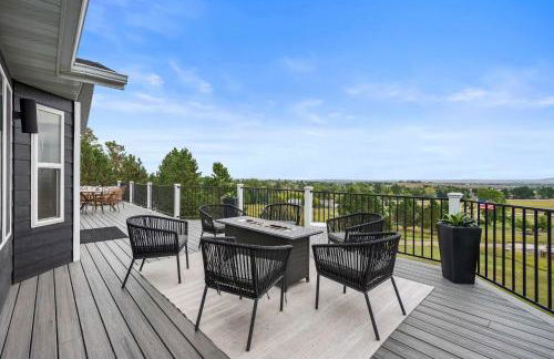 Black Hills Getaway with Hot Tub & Game Room for 18 - Foto 45