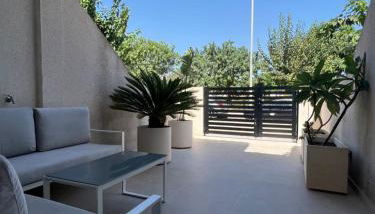 BONITO ADOSADO CON PISCINA A 200 M DE LA PLAYA - Foto 5