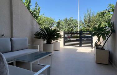 BONITO ADOSADO CON PISCINA A 200 M DE LA PLAYA - Foto 5