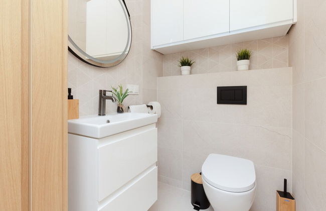 Warsaw Apartment With Parking by Renters - Foto 22