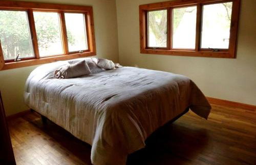 Spacious and Open Cabin Rental on Stillwater River near Billings, Montana - Foto 4