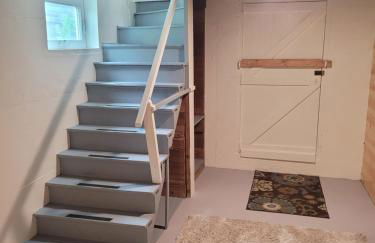 The Lily Pad on Benzie Blvd - Super Cute! - Foto 47