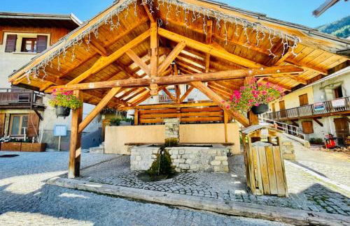 Nice Chalet With View On The Mountain - Photo 13