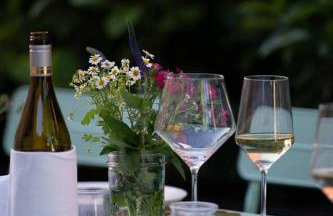 Historic Cottage + Modern Luxury • Walk to Capitol - Foto 40