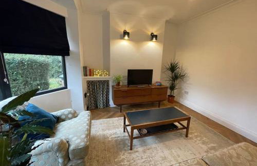 Cheerful 2 bed house on Causeway Coastal Route with parking - Foto 16