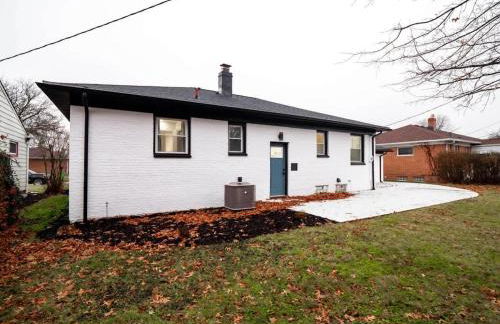 Luxurious Retreat with Sauna and Modern Design - Foto 53