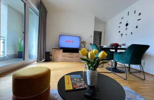 Modernes Apartment mit Balkon und Parkplatz Zentrum - Foto 10