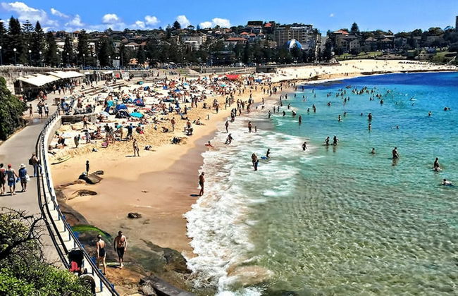 Walk to Coogee Beach Apartment Retreat - Photo 4