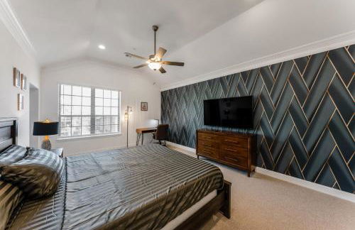 Luxury Oasis - Glam Decor, Putting Green, Arcade Fun & EV Station - Foto 6