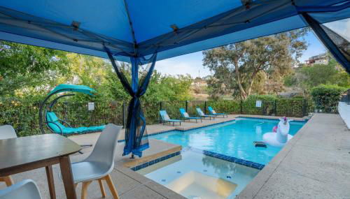 Entire Private Home with 2 Bedrooms 1 Bathroom, Grand View, King Bed, Spacious, Parking, Available Now - Foto 2