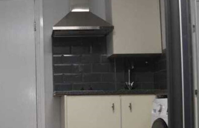 Budget Ensuite Room Woolwich - Photo 6