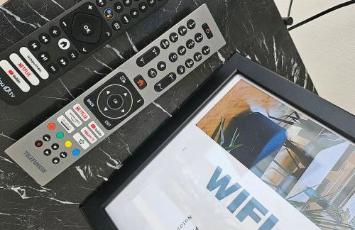 CASA8070 - Exklusive große Maisonette-Wohnung 91 qm für Familien, Gruppen, Geschäftsreisende, inklusive Parkplatz, WLAN, Kaffee und Tee, voll ausgestattet für 1 bis 9 Personen, zentrumsnah an der Autobahn A9 Ingolstadt-Süd - Photo 65