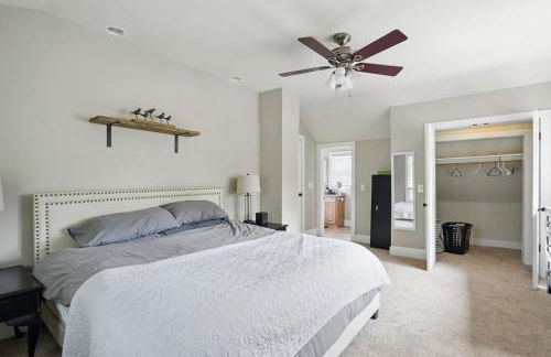 Spacious home with great outdoor area - Foto 19