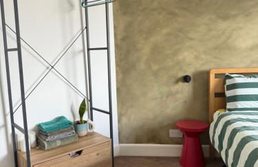 Private Spacious One-Bedroom Flat - Located Between the City Centre and the New Forest - Foto 3