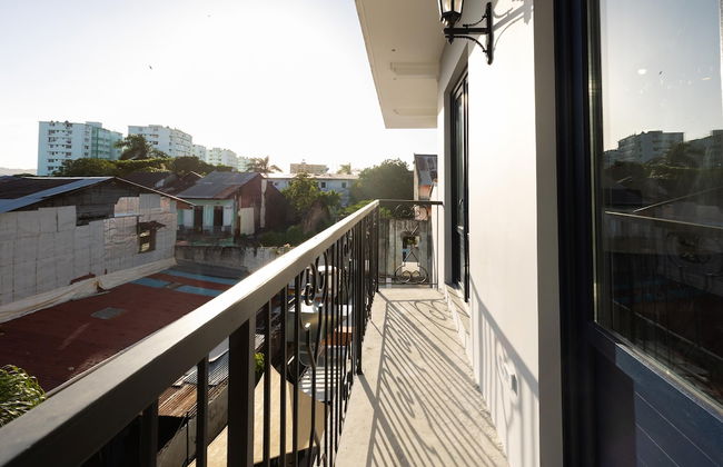 The Stylish Condo by Acomodo - Photo 6