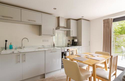 Idyllic village, gateway to the Cotswolds, nr pub - Photo 23