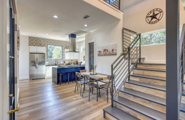 Pool, Hot Tub, Game Room, Fire Pit Luxe & Private 4bdr Maverick by Avantstay - Foto 13