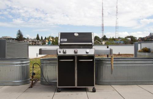 Amazing Capitol Hill Apartment with Free Parking! - Foto 24