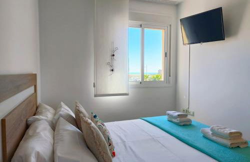 Cala Grande suites 3 hab, vistas al mar y terraza - Foto 9