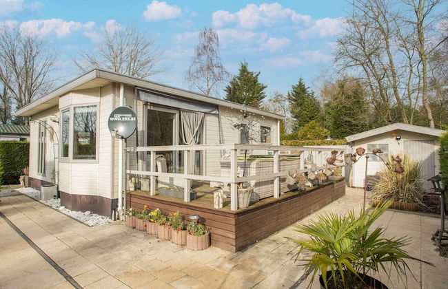 Chalet Near De Braakman Nature Reserve - Foto 1