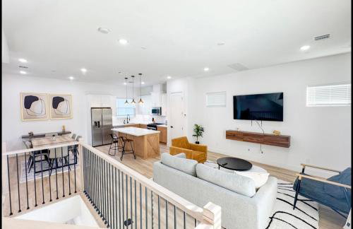 Modern 3BR Home Minutes from Downtown Houston TX - Foto 1