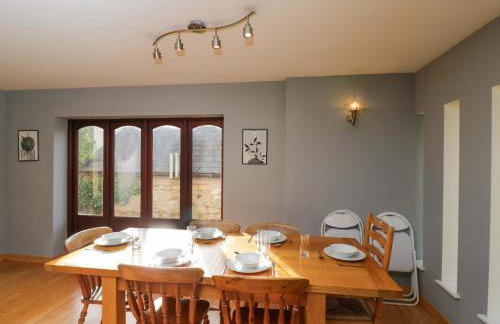 Lady Of Lourdes - Foto 13