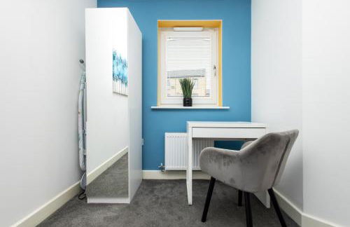 Carnforth 91 by Alt-Stay - 2 Bed En Suite Home - Parking, WiFi & King Bed - Contractors & Relocations - Weekly & Monthly Rates - Foto 16