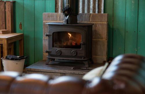 The Iron Chapel - Foto 23