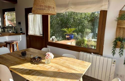 PRAGA 2 - Encantadora casa con piscina y vistas al bosque! - Foto 4