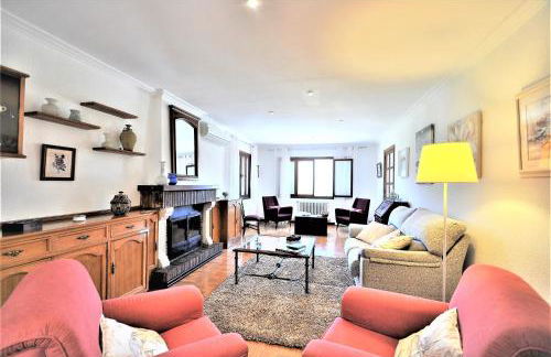 Villa LAS ENCINAS-en el pueblo de Esporles- Mallorca - Photo 27