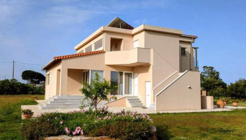 Sani Kasimis - Photo 2, Garden