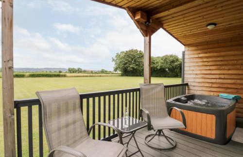 Cotswold View 4 - Photo 1