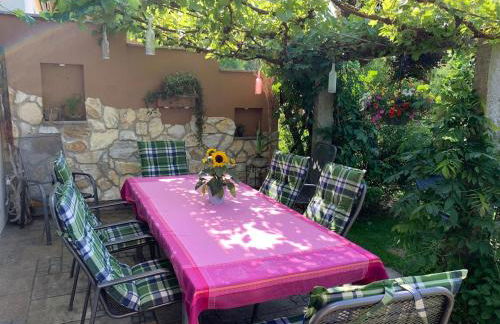 Auszeit - Wohnung mit Garten und Bergblick - Foto 5