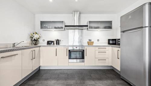 Cotels at Vizion Serviced Apartments, Superfast Broadband, Central Location, Free Parking, Fully Equipped Kitchen - Foto 5, stove, dishwasher, toaster