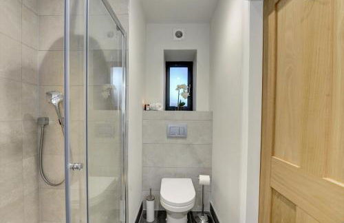 The Penthouse - Allocated Parking with City Views - Foto 20