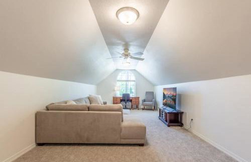 Big Family Getaway- Theater Room- BBQ- Play Room- Fire Pit - Foto 30