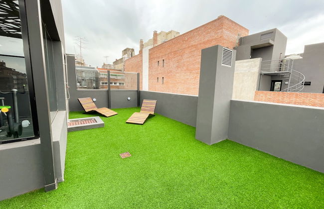 Impeccable 1 Bedroom Apartment in a Lively Area of Rosario - Photo 13