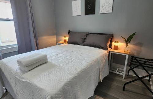 Bus Train 2 NYC Spacious 4BR SH - Foto 12