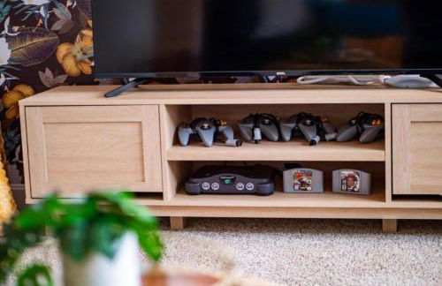 4 Bedroom Pool and Hot Tub Home Near Cleveland - Foto 72