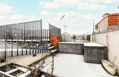 Modern Apartment with Air Conditioning and Terrace near Old Town in Cracow by Noclegi Renters - Foto 33