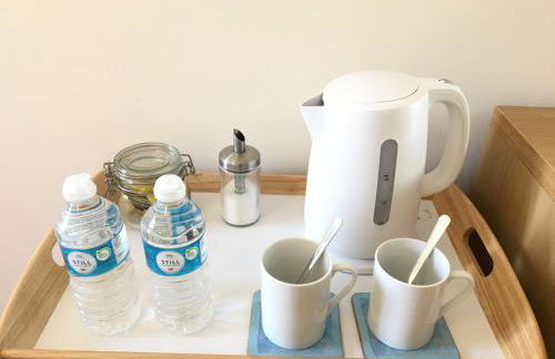 Double room in the heart of Kingston upon Thames in London - Foto 5