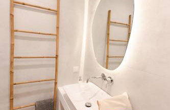 Muses Apartments - Photo 22