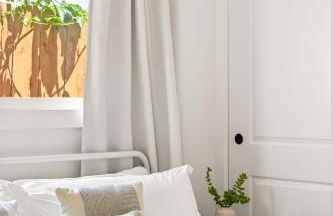 Modern and Cozy in PB with Patio and Firepit - Foto 24