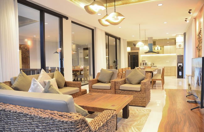 Radiance Hill View 10BR Villa with a Private heated swimming Pool - Foto 15