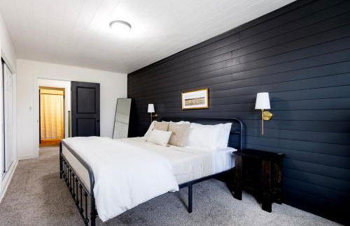 King Size Bed, Near Hwy, Work Desk, Close Parking - Foto 28