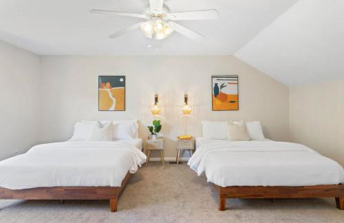 Quiet Suburban Home with Art Deco Flair - Foto 3