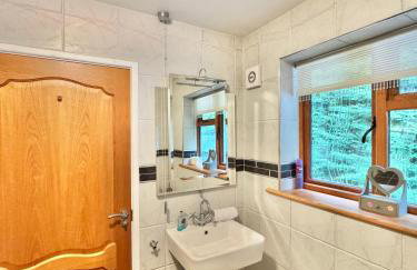 Serene Retreat - Hot Tub - Pool Table - Close to New Forest and Bournemouth Beach - Sleeps 12 - Foto 54