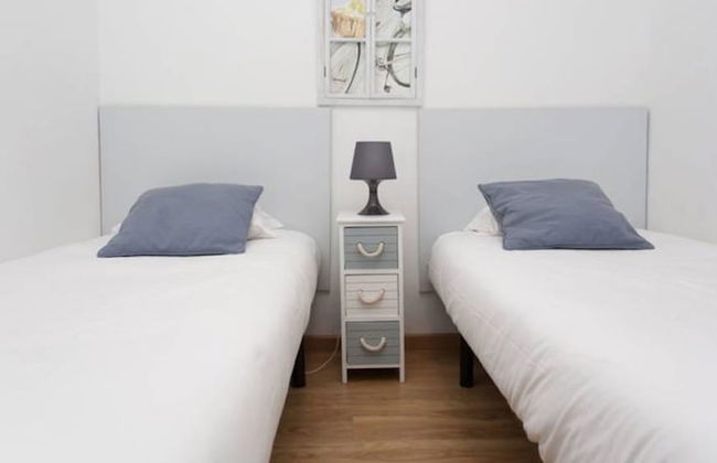 Barcelona Fira Apartments - Photo 30