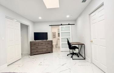 Luxurious 3 bedrooms 2 bath Ultimate Beach Life! 5 min walk to beach! - Foto 21