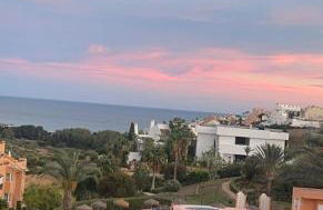 2 bedroom Penthouse with a private 360 rooftop terrace with sea and mountain views - Photo 1